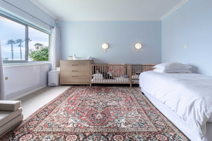 2 Bedroom Property for Sale in Mouille Point Western Cape